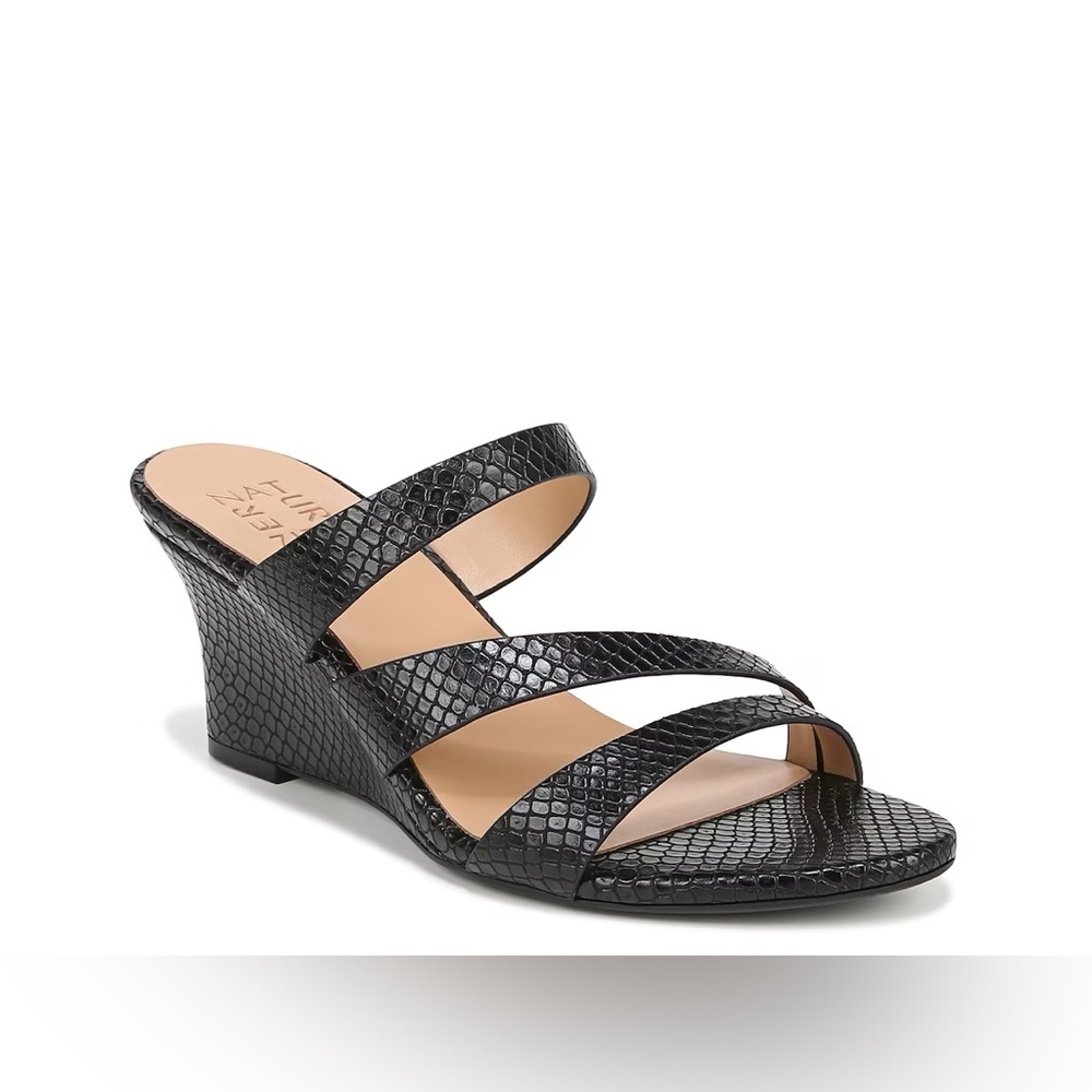 NWT: Naturalizer Breona Wedge Sandal Black